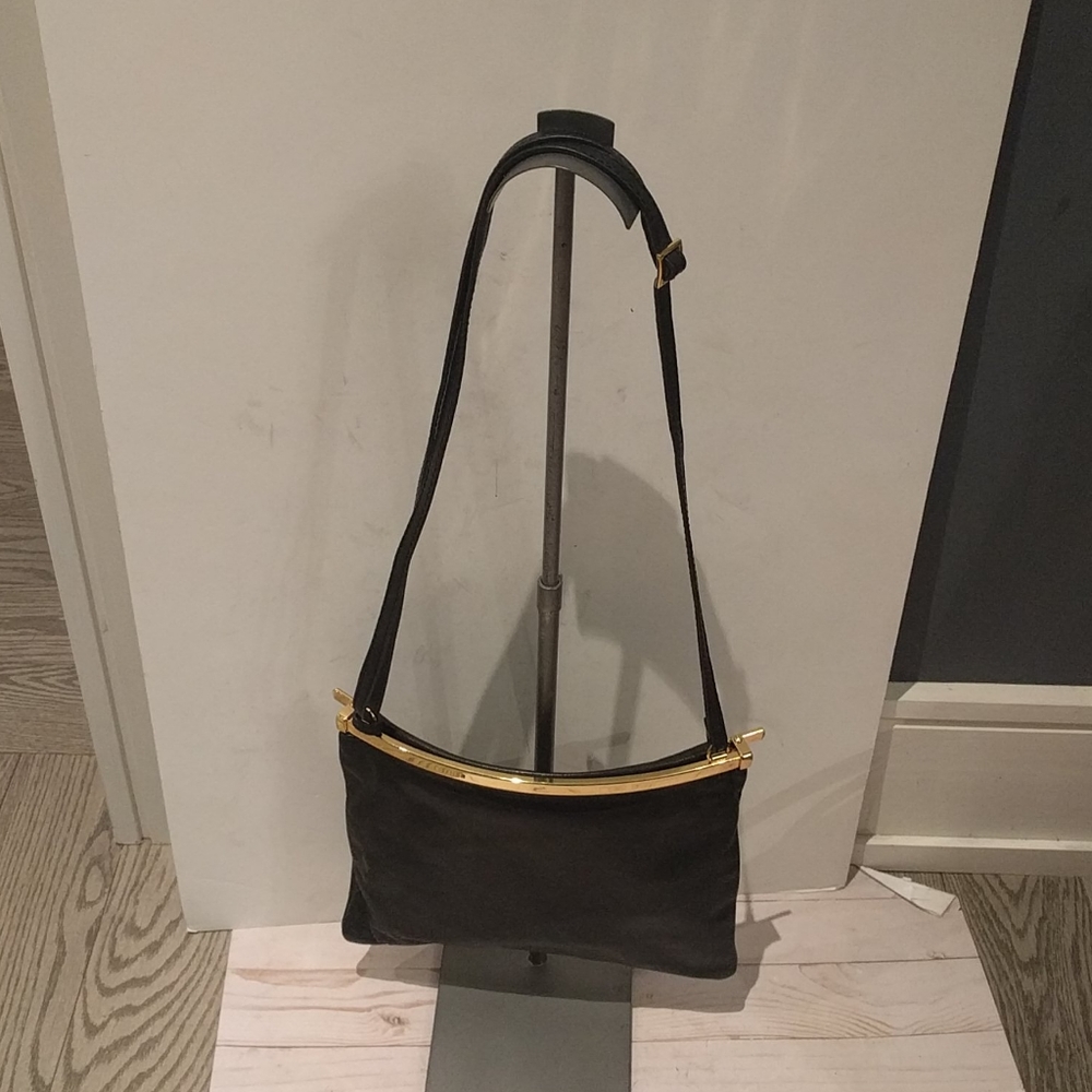 Beautiful genuine shoulder/ click bag by Danier 🌸